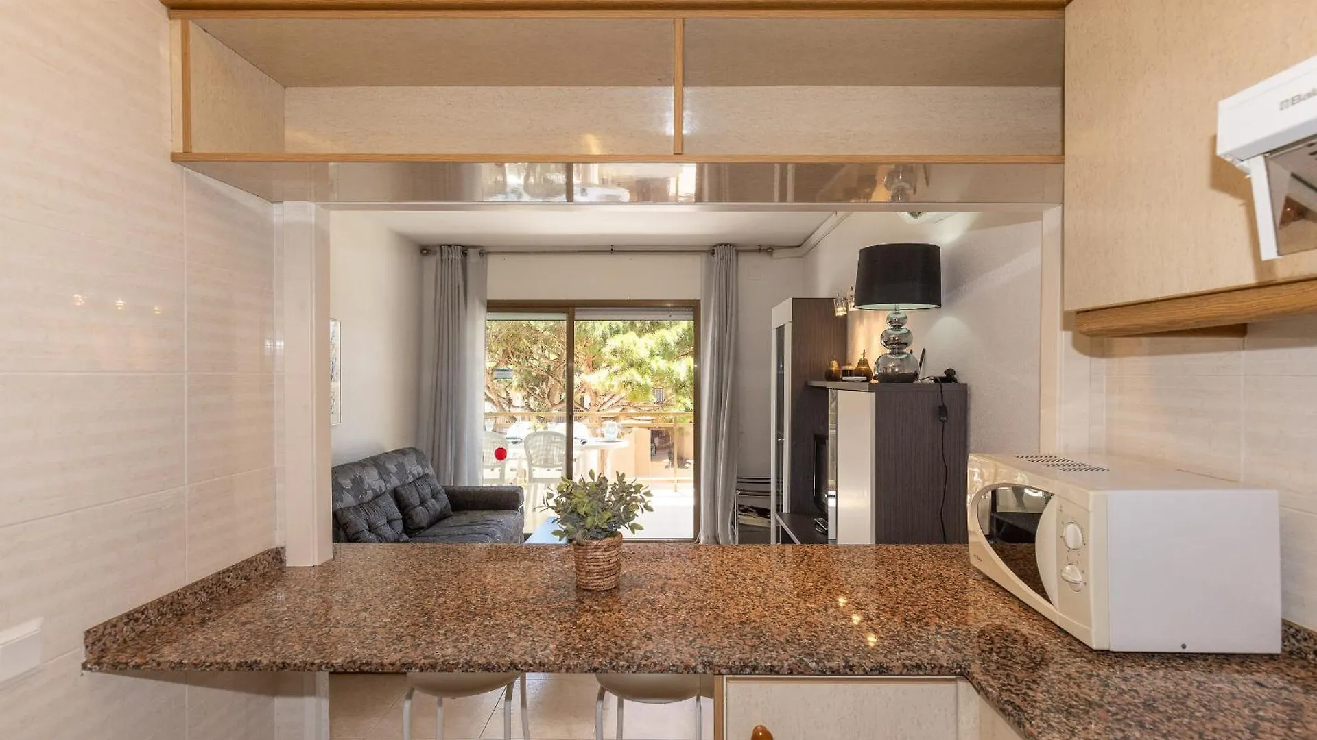 Uhc Txingudi Apartments Cambrils